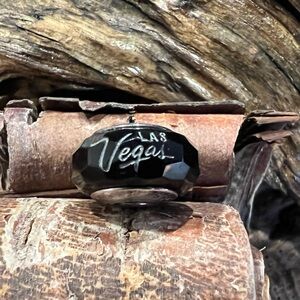 HTF Rare Authentic Pandora Exclusive Las Vegas Black Faceted Fascinating Murano